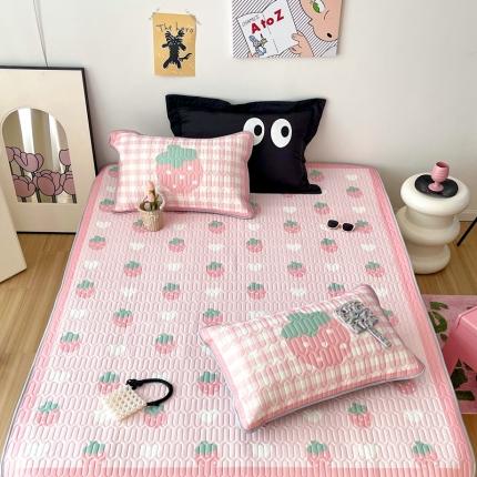 91家纺网 家纺一手货源 找家纺 顾里家纺 2023新款韩系ins清新凉感软席 爱心草莓