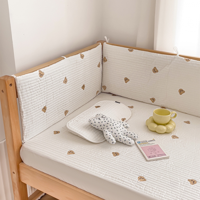 91家纺网 家纺一手货源 找家纺 期遇家居 2023新款婴儿床盖新生儿双面全棉刺绣床笠可定制 萌熊