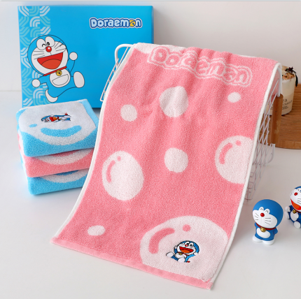 91家纺网 家纺一手货源 找家纺 总宿倩佳哆啦A梦正 品可授权泡泡系列全棉32股色纱毛巾浴巾童巾亲子套装