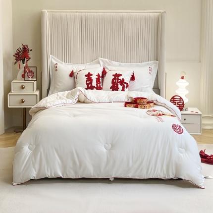 91家纺网 家纺一手货源 找家纺 芯氧 2023新款 轻奢100s贡缎全棉婚庆被喜被大豆被欢喜你系列