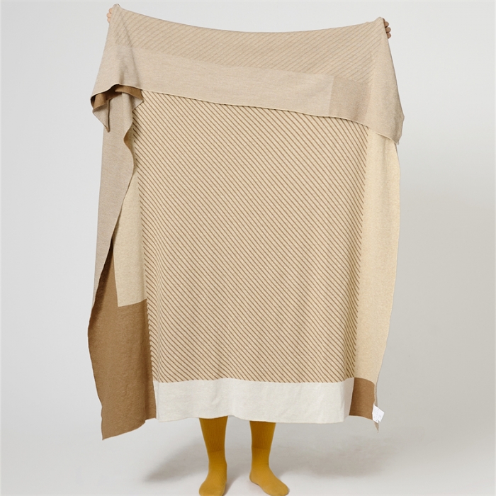 91家纺网 家纺一手货源 找家纺 暖绵绵家纺 2025新款松逸格系列羊毛混纺盖毯毛毯 黄色