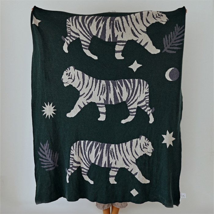 91家纺网 家纺一手货源 找家纺 暖绵绵家纺  2025新款海诺系列海诺针织毯 绿色