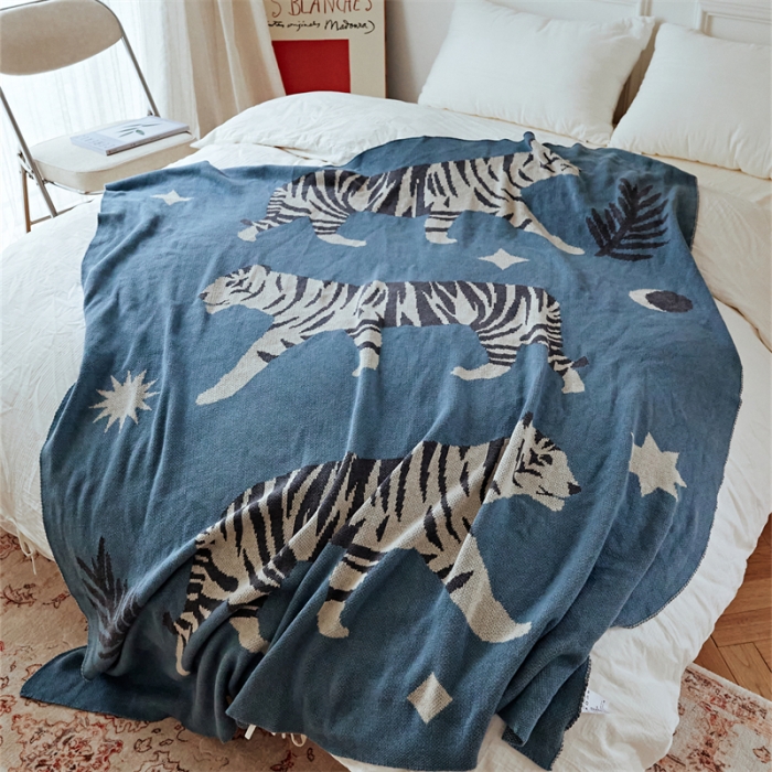 91家纺网 家纺一手货源 找家纺 暖绵绵家纺  2025新款海诺系列海诺针织毯 蓝色