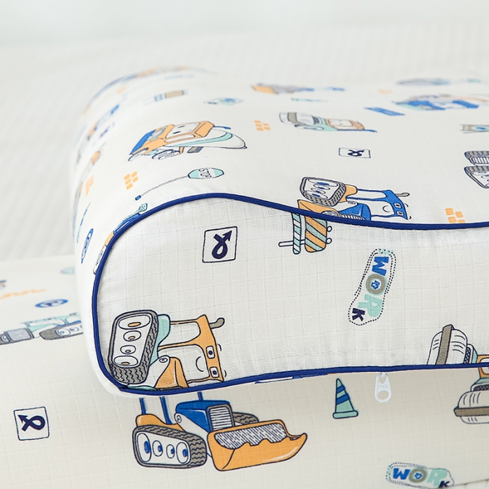 91家纺网 家纺一手货源 找家纺 良佐生活 2023新款A类母婴级双层纱乳胶枕专用枕套 小小工程车