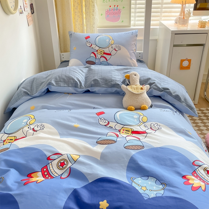 91家纺网 家纺一手货源 找家纺 金鑫汇 2023新款全棉宿舍印花三件套 翱翔太空