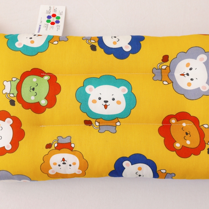 91家纺网 家纺一手货源 找家纺 吉咪兔 2023新款儿童卡通全棉冰豆豆枕 小狮子40*60cm一体款