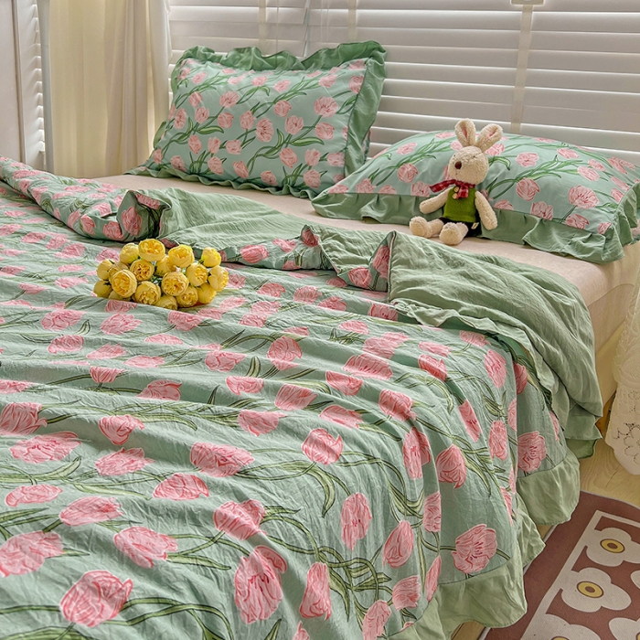 91家纺网 家纺一手货源 找家纺 星巴K 2023新款仙女款荷叶边水洗棉夏被韩版夏凉被空调被 花海