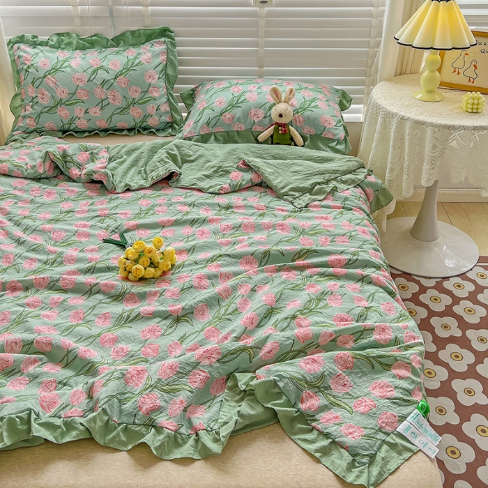 91家纺网 家纺一手货源 找家纺 星巴K 2023新款仙女款荷叶边水洗棉夏被韩版夏凉被空调被 花海