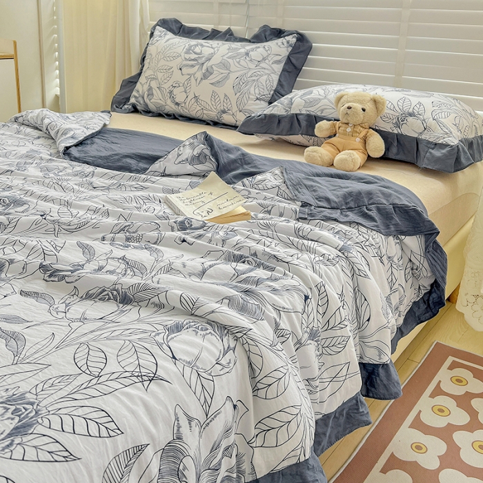 91家纺网 家纺一手货源 找家纺 星巴K 2023新款仙女款荷叶边水洗棉夏被韩版夏凉被空调被 山茶花