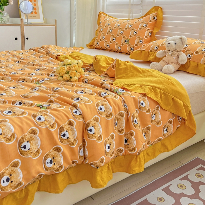 91家纺网 家纺一手货源 找家纺 星巴K 2023新款仙女款荷叶边水洗棉夏被韩版夏凉被空调被 熊宝