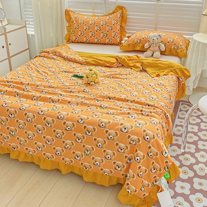 91家纺网 家纺一手货源 找家纺 星巴K 2023新款仙女款荷叶边水洗棉夏被韩版夏凉被空调被 熊宝