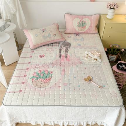 91家纺网 家纺一手货源 找家纺 （总）昔可 2023新款方块绗缝乳胶凉席芭蕾风