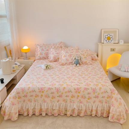 91家纺网 家纺一手货源 找家纺 宜凡 2023新款全棉双层花边床盖三件套系列 恋恋花海