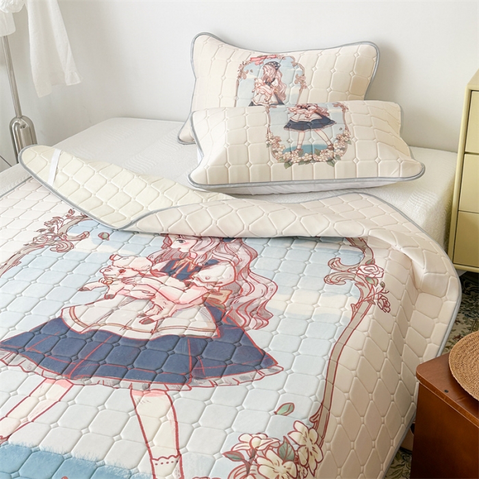 91家纺网 家纺一手货源 找家纺 昔可 2023新款方块绗缝乳胶凉席复古风 女孩与小羊