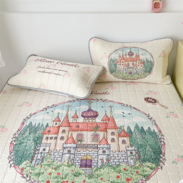 91家纺网 家纺一手货源 找家纺 昔可 2023新款方块绗缝乳胶凉席复古风 童话城堡