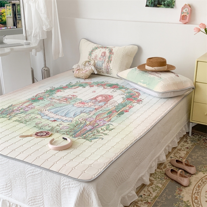 91家纺网 家纺一手货源 找家纺 昔可 2023新款方块绗缝乳胶凉席复古风 英式花园女孩