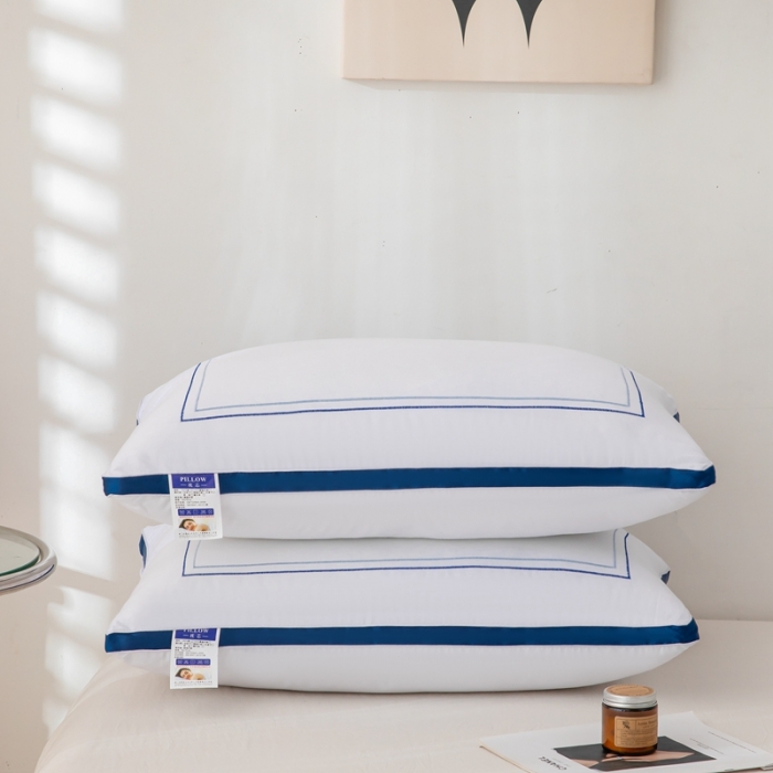 91家纺网 家纺一手货源 找家纺 拾光 2023新款绣花全棉立体高端双边边框酒店枕芯全棉欧式纤丝蓝边高枕