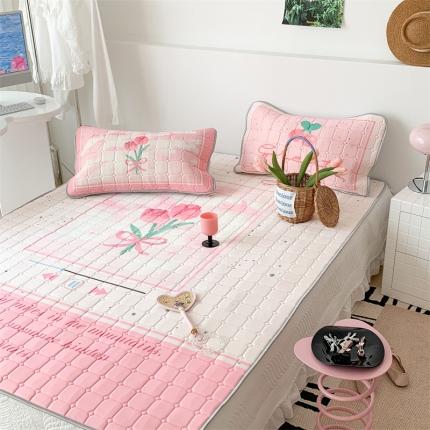 91家纺网 家纺一手货源 找家纺 昔可 2023新款方块绗缝乳胶凉席花花系列 郁金香播放器