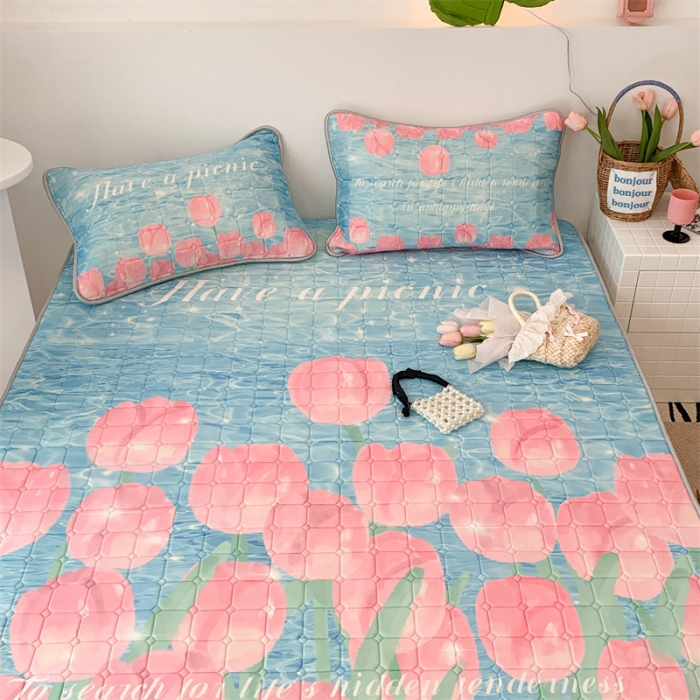 91家纺网 家纺一手货源 找家纺 （总）昔可 2023新款方块绗缝乳胶凉席花花系列