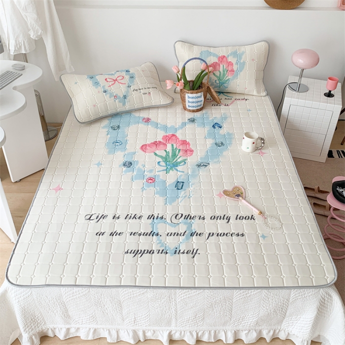 91家纺网 家纺一手货源 找家纺 昔可 2023新款方块绗缝乳胶凉席花花系列 钻石郁金香