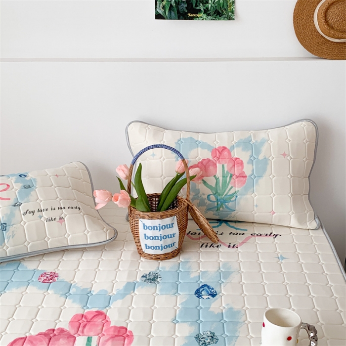 91家纺网 家纺一手货源 找家纺 昔可 2023新款方块绗缝乳胶凉席花花系列 钻石郁金香