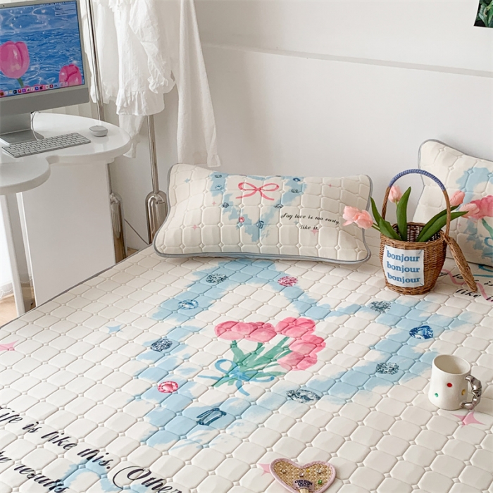 91家纺网 家纺一手货源 找家纺 昔可 2023新款方块绗缝乳胶凉席花花系列 钻石郁金香