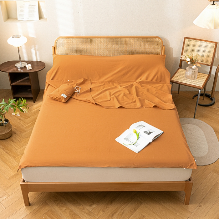 91家纺网 家纺一手货源 找家纺 眠帛家居 2023新款A类亲肤水洗棉隔脏睡袋 焦糖