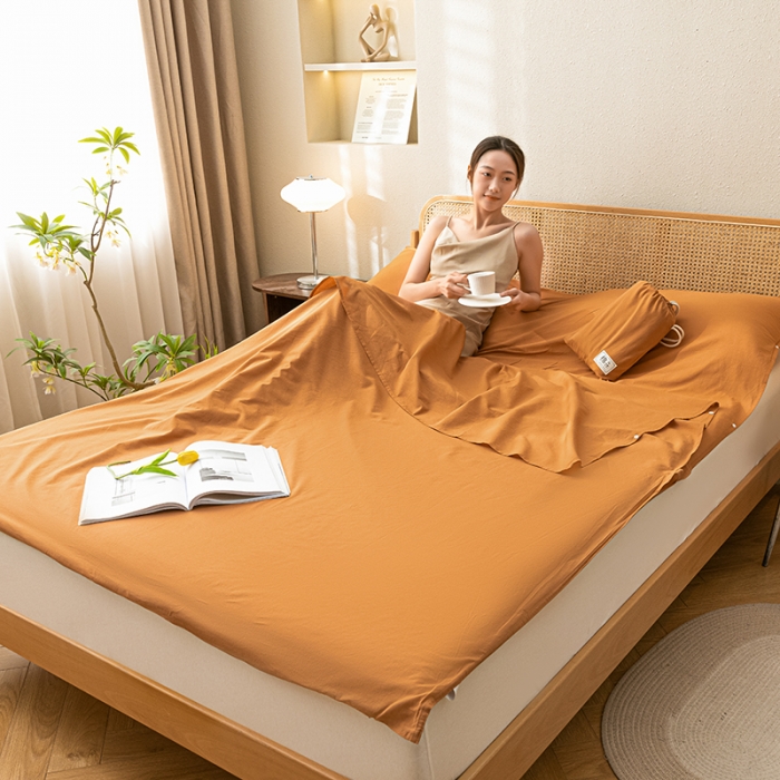 91家纺网 家纺一手货源 找家纺 眠帛家居 2023新款A类亲肤水洗棉隔脏睡袋 焦糖