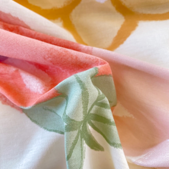 91家纺网 家纺一手货源 找家纺 帛织澜 12868全棉喷气印花四件套 草莓物语