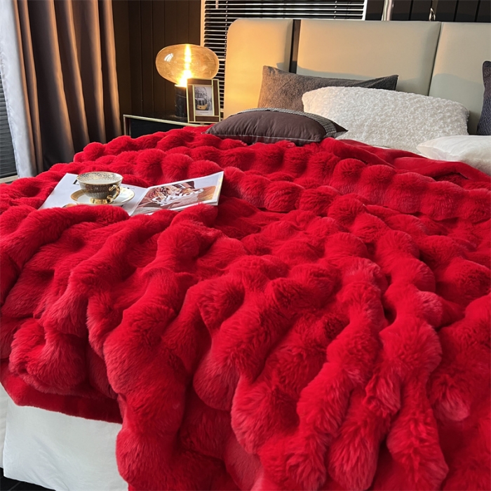 91家纺网 家纺一手货源 找家纺 凯轩毛毛毯毯子 2024新款仿皮草摩登艺术毛毯毯子 大红