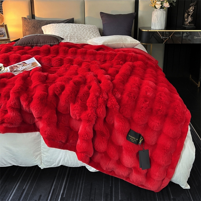 91家纺网 家纺一手货源 找家纺 凯轩毛毛毯毯子 2024新款仿皮草摩登艺术毛毯毯子 大红
