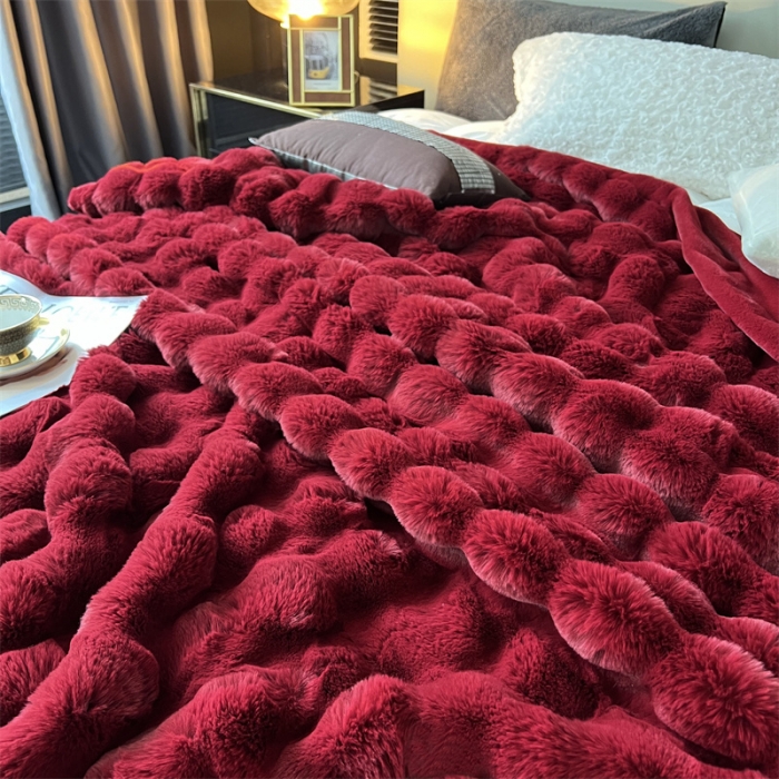 91家纺网 家纺一手货源 找家纺 凯轩毛毛毯毯子 2024新款仿皮草摩登艺术毛毯毯子 酒红