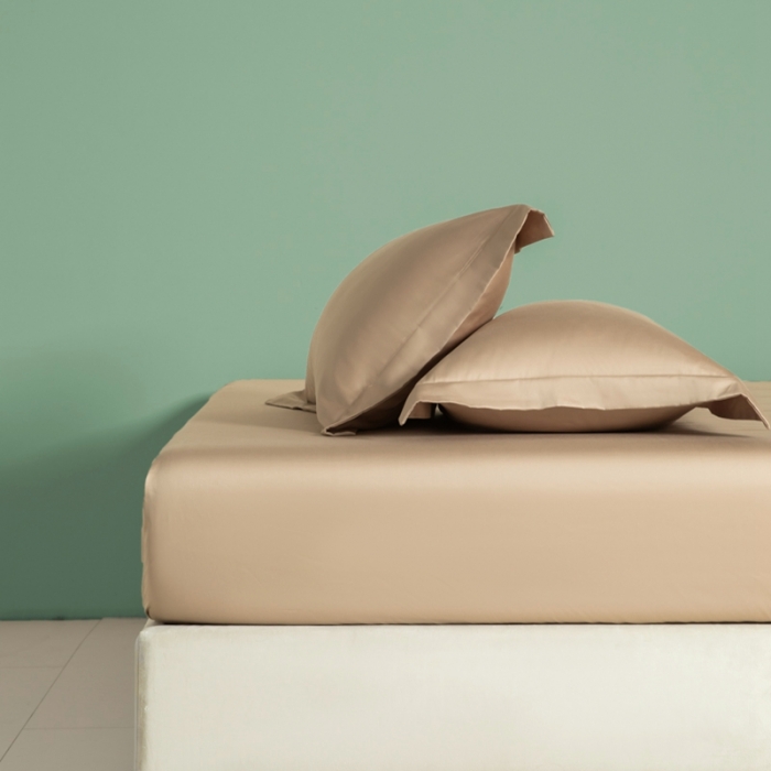 91家纺网 家纺一手货源 找家纺 艾佳 2025新款50s长绒棉纯色单品枕套 米驼