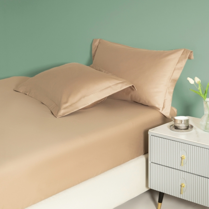 91家纺网 家纺一手货源 找家纺 艾佳 2025新款50s长绒棉纯色单品枕套 米驼