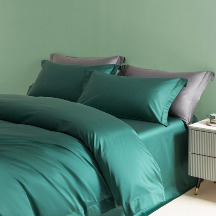 91家纺网 家纺一手货源 找家纺 艾佳 2025新款50s长绒棉纯色单品枕套 墨绿