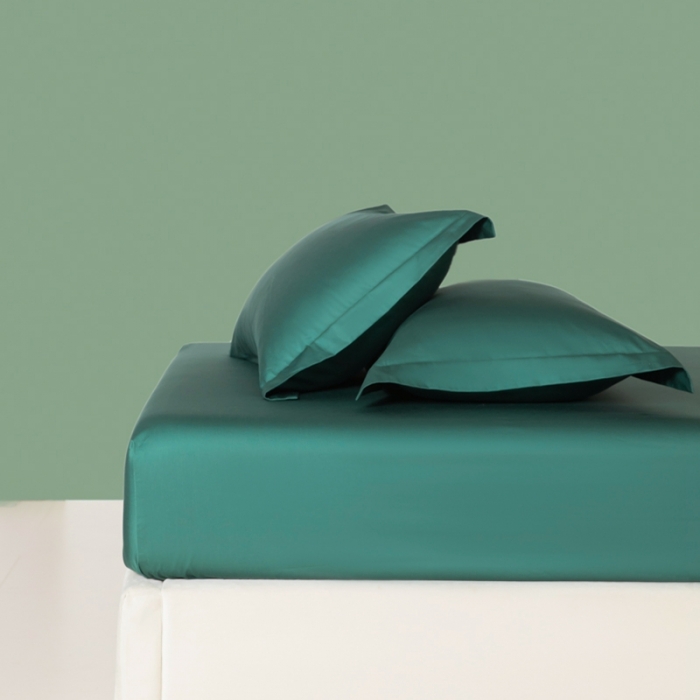 91家纺网 家纺一手货源 找家纺 艾佳 2025新款50s长绒棉纯色单品枕套 墨绿