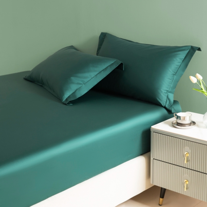 91家纺网 家纺一手货源 找家纺 艾佳 2025新款50s长绒棉纯色单品枕套 墨绿