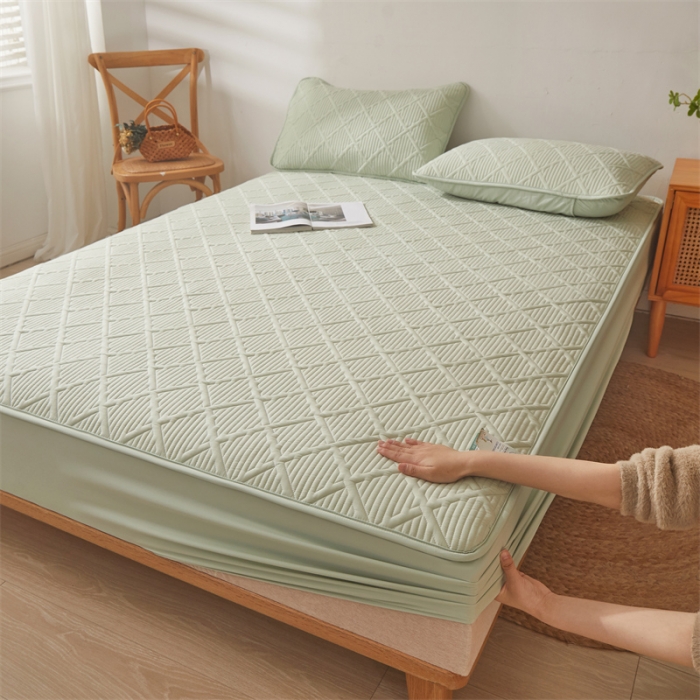 91家纺网 家纺一手货源 找家纺 雯豆家纺 2025春秋冬季新品加厚款A类夹棉床笠纯色床垫保护罩 方格款床笠-嫩绿
