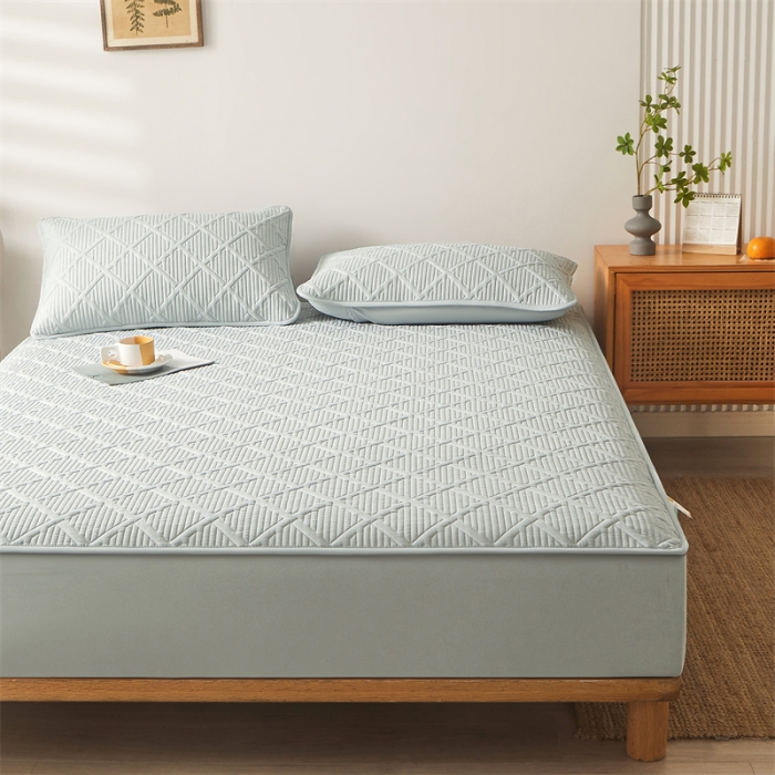 91家纺网 家纺一手货源 找家纺 雯豆家纺 2025春秋冬季新品加厚款A类夹棉床笠纯色床垫保护罩 方格款床笠-烟灰