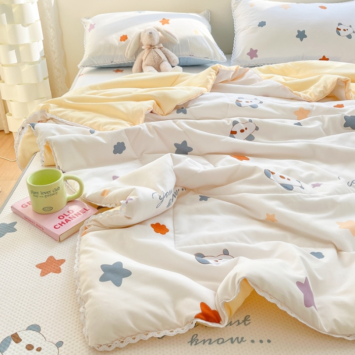 91家纺网 家纺一手货源 找家纺 慕尚  2025新款满天星凉席夏被组合四件套 萌萌飞机