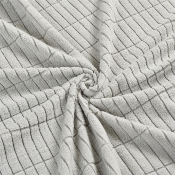 91家纺网 家纺一手货源 找家纺 四季鹿 2023新款格格绒沙发套贵妃组合 浅灰色