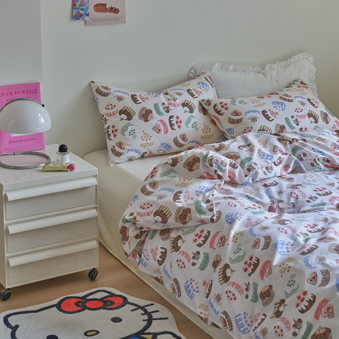 91家纺网 家纺一手货源 找家纺 窝米 2023新款13370全棉卡通风系列四件套 蛋糕慕斯