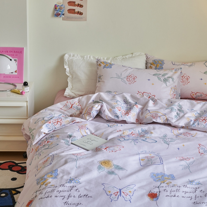 91家纺网 家纺一手货源 找家纺 窝米 2023新款13370全棉卡通风系列四件套 浮蝶儿粉