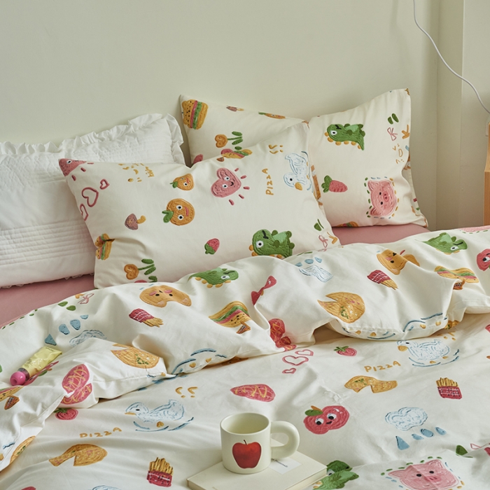 91家纺网 家纺一手货源 找家纺 窝米 2023新款13370全棉卡通风系列四件套 美食派对
