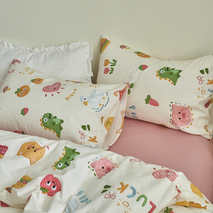 91家纺网 家纺一手货源 找家纺 窝米 2023新款13370全棉卡通风系列四件套 美食派对