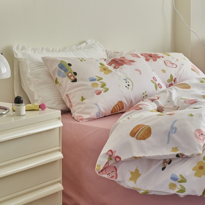 91家纺网 家纺一手货源 找家纺 窝米 2023新款13370全棉卡通风系列四件套 兔斯汉堡