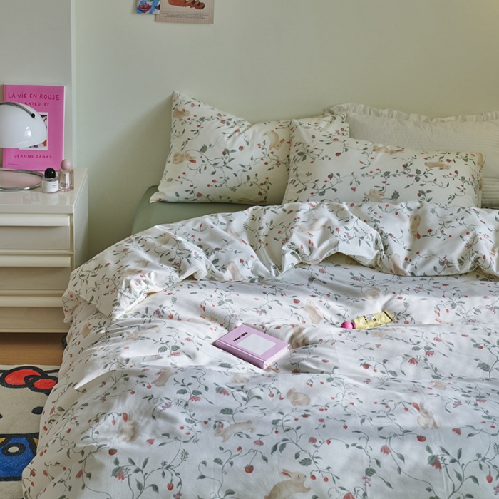 91家纺网 家纺一手货源 找家纺 窝米 2023新款13370全棉卡通风系列四件套 月德兔