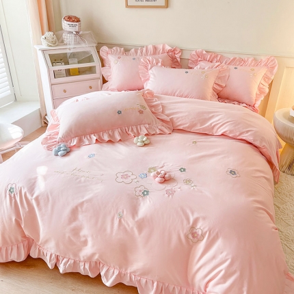 91家纺网 家纺一手货源 找家纺 （总）惯盈 2023新款全棉立体花花刺绣四件套