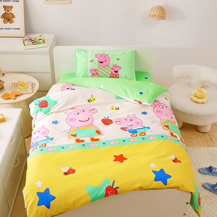 91家纺网 家纺一手货源 找家纺 乐秀 2023新款小猪佩奇正版授权幼儿园被子多件套（不含芯三件套） 草莓佩奇