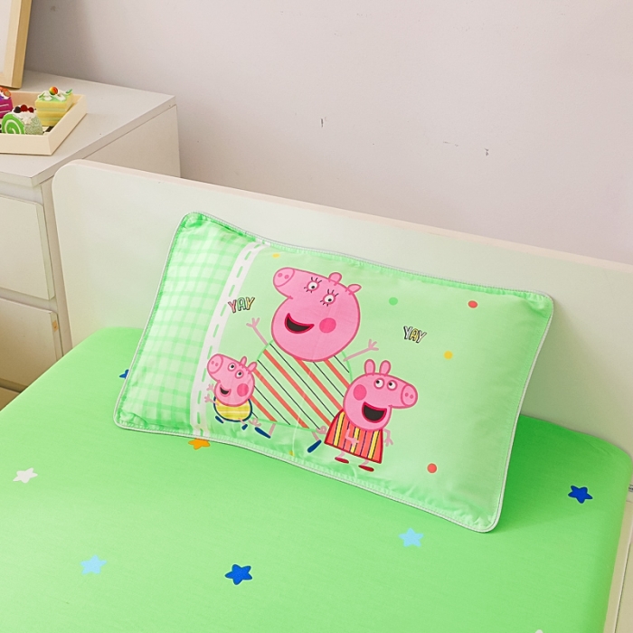 91家纺网 家纺一手货源 找家纺 乐秀 2023新款小猪佩奇正版授权幼儿园被子多件套（不含芯三件套） 草莓佩奇